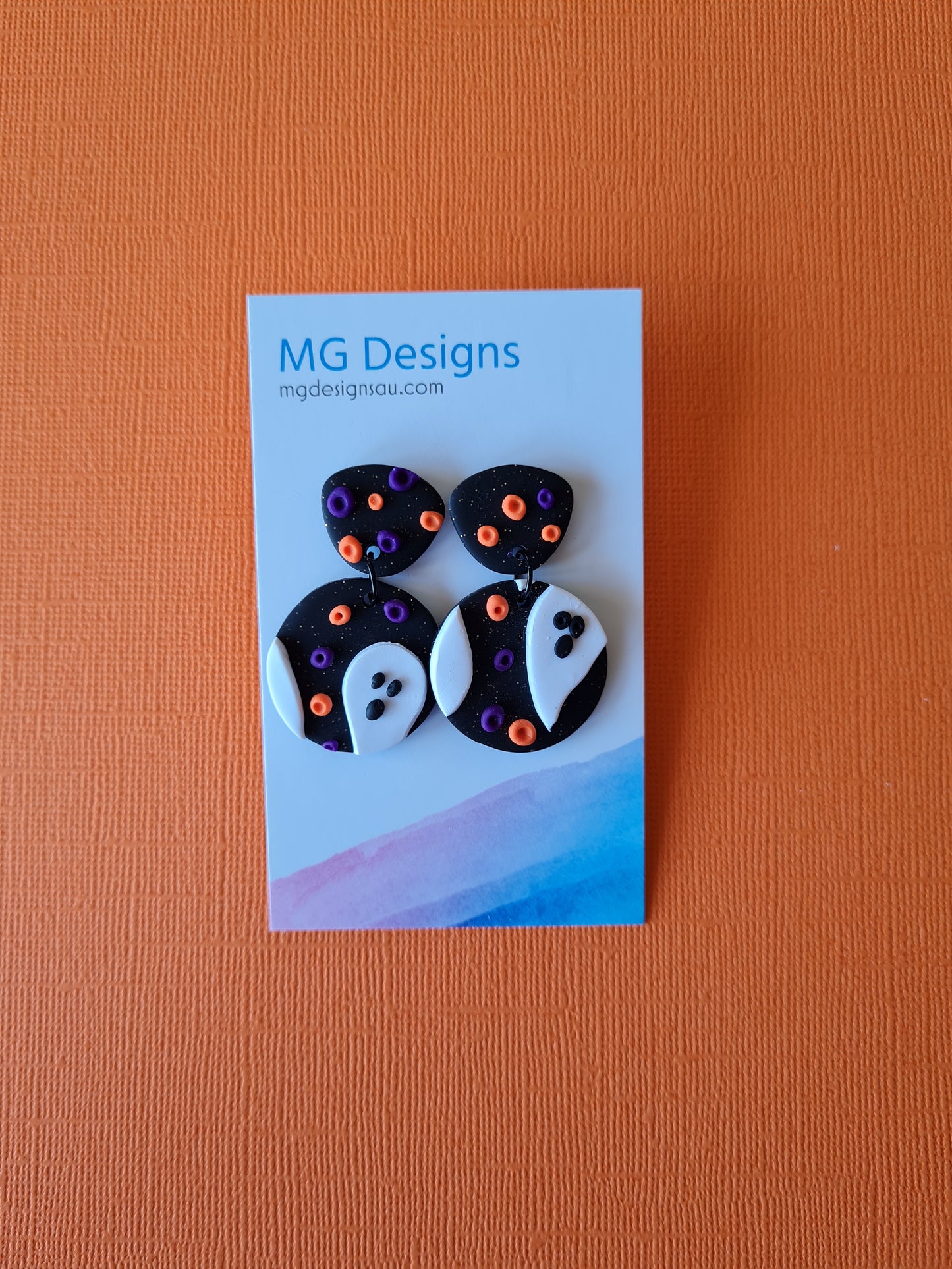 Spook-tacular Dangle