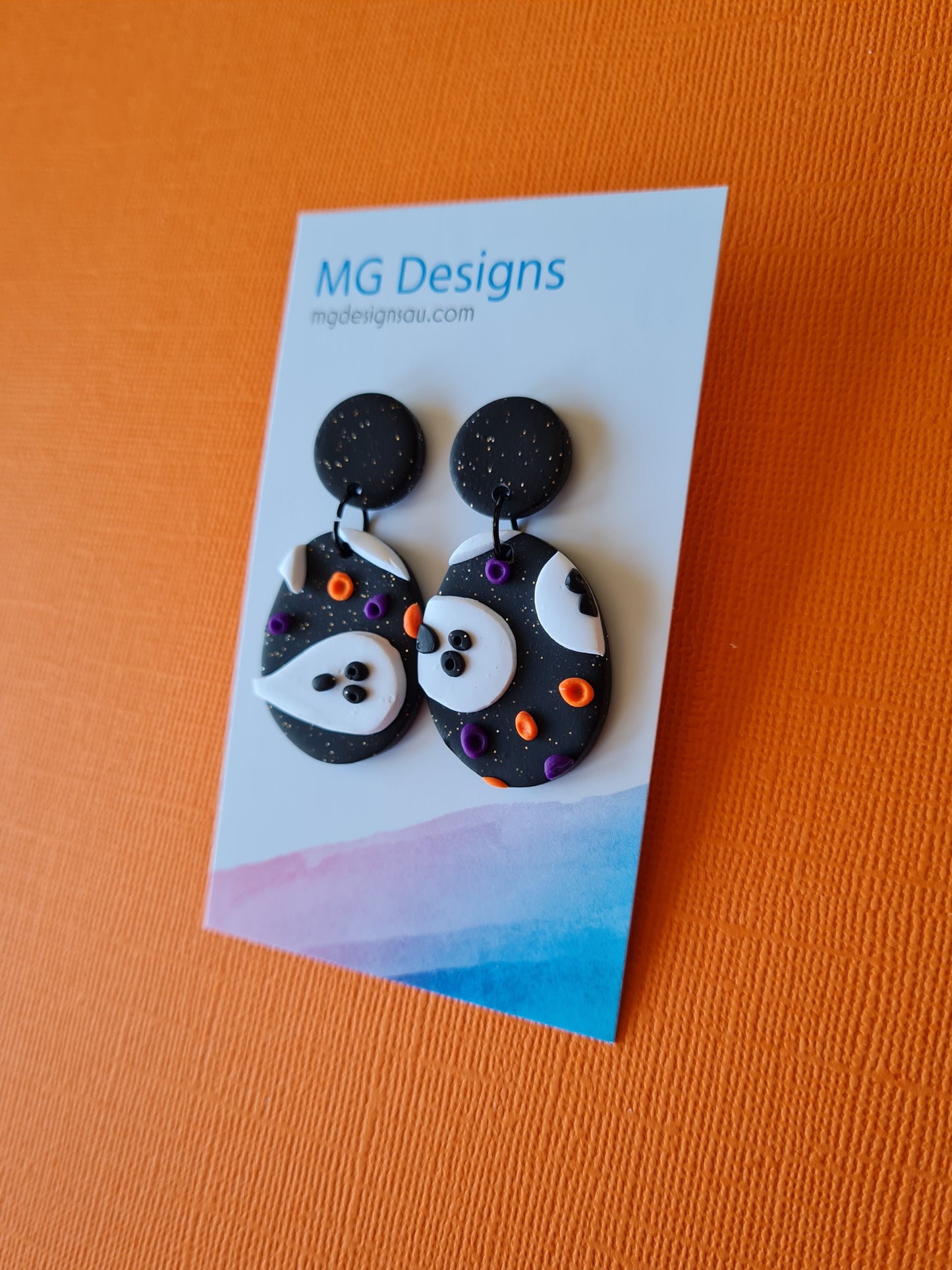 Spook-tacular Dangle