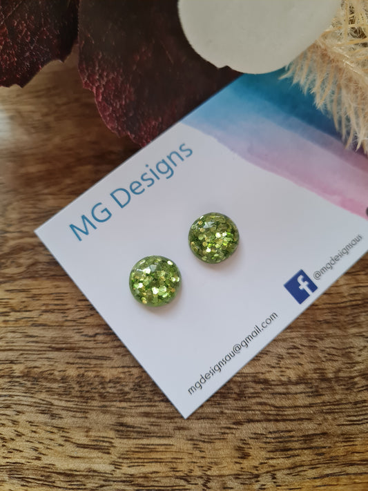 GREEN GLITZY GLITTER STUD