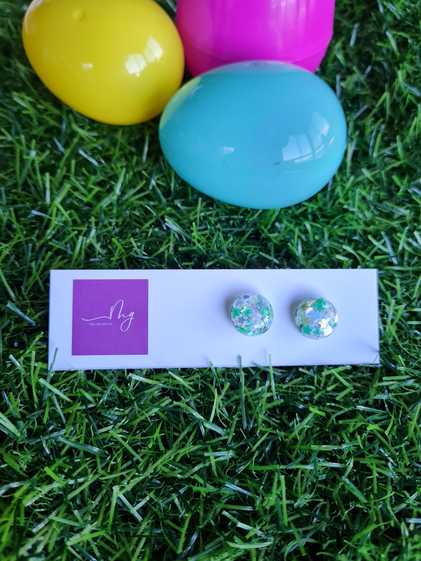 EASTER GLITTER STUD GREEN